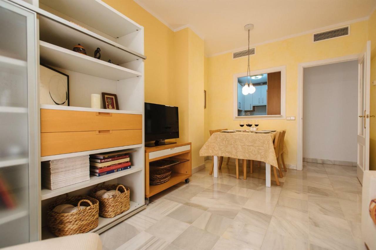 El Refugio De San Luis Con Parking Opcional Apartment Sevilla Exterior foto